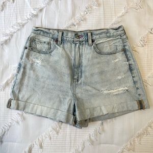 AE Distressed Mom Shorts | Pride | 6